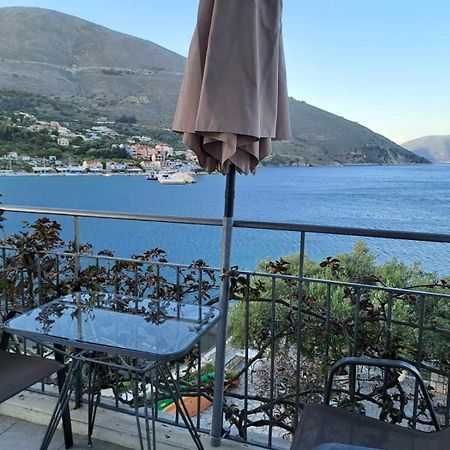 Ballas Apartments Agia Efimia ภายนอก รูปภาพ