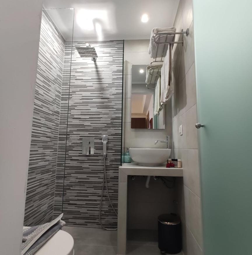 Ballas Apartments Agia Efimia ภายนอก รูปภาพ